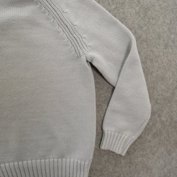 H&M Sweater - Picture 6 of 15